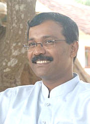 S P Tamilselvan